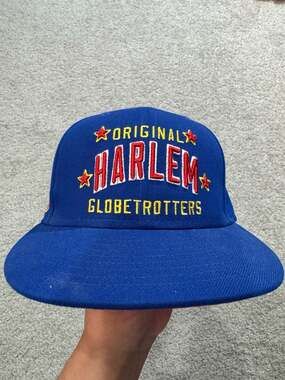 NWT Rings & Crwns Harlem Globetrotters Flat Brim Hat 7 34